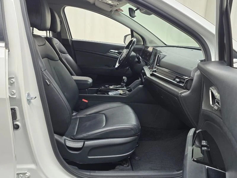 Kia Sportage 1.6 Automatic, снимка 7 - Автомобили и джипове - 55588000