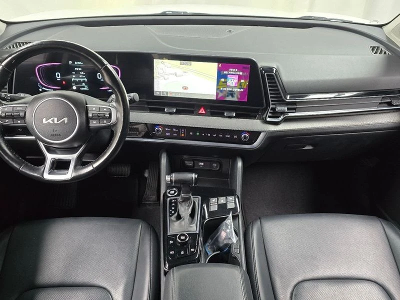 Kia Sportage 1.6 Automatic, снимка 9 - Автомобили и джипове - 55588000