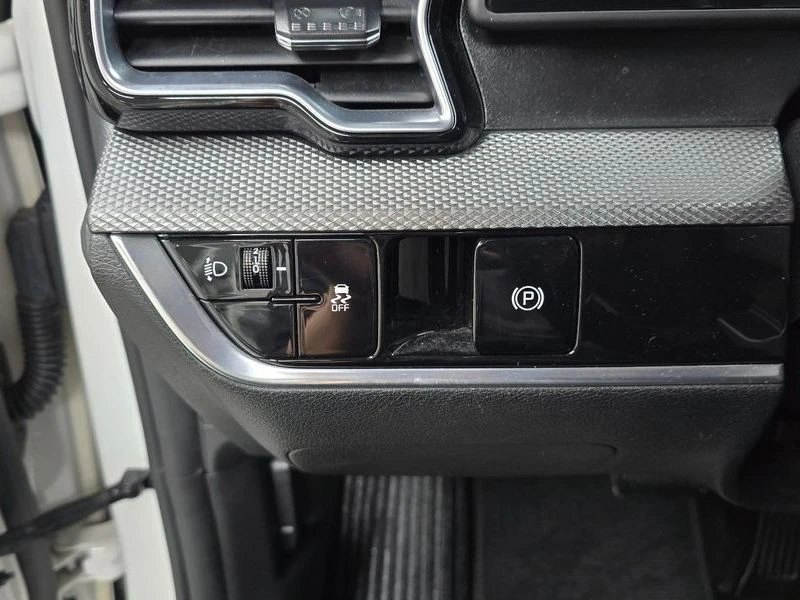 Kia Sportage 1.6 Automatic, снимка 8 - Автомобили и джипове - 55588000