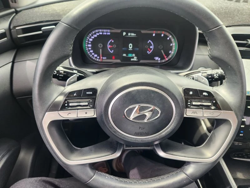 Hyundai Tucson 2.0 186 hp Automatic, снимка 11 - Автомобили и джипове - 55842790