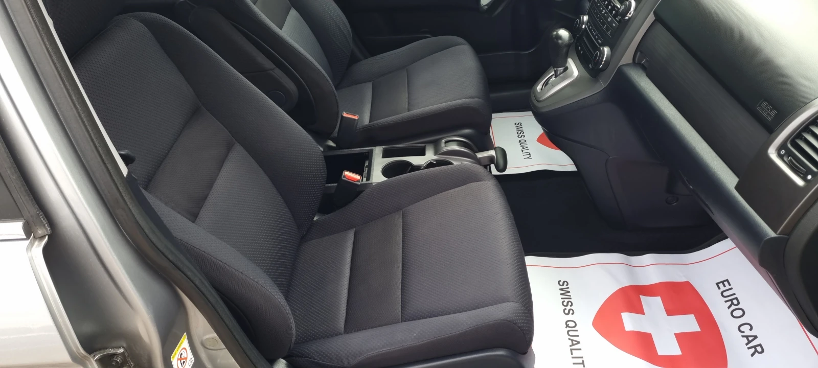 Honda Cr-v 2.0i * АВТОМАТИК* ОБСЛУЖЕН* СЕРВ. ИСТОРИЯ* ШВЕЙЦАР - изображение 10