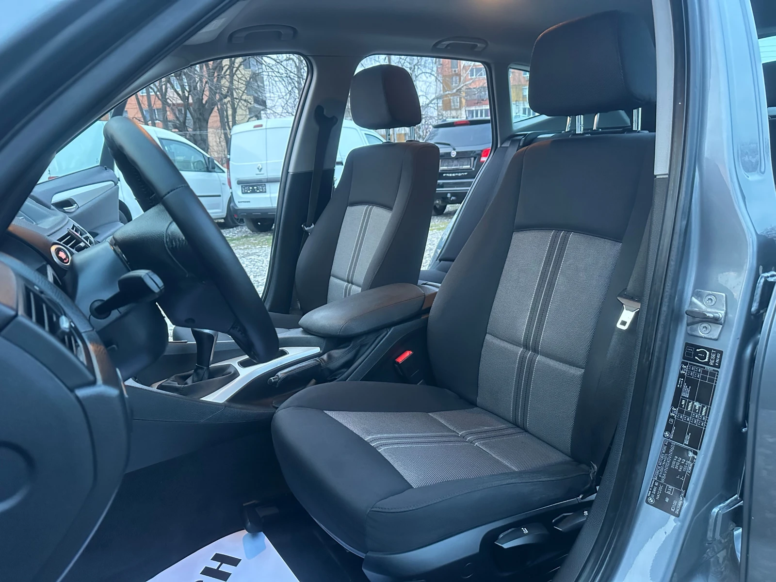 BMW X1 2, 0TD X-DRIVE 143kc, снимка 9 - Автомобили и джипове - 53928080