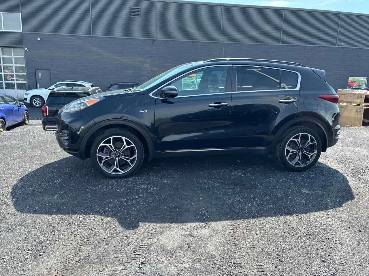 Kia Sportage * SX * PANO* KEYLESS* ПОДГРЕВ* , снимка 2 - Автомобили и джипове - 54442315