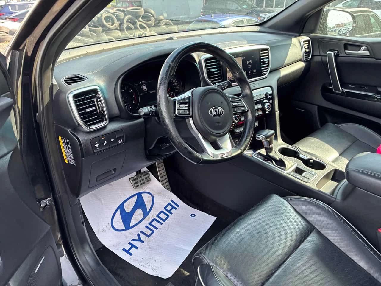 Kia Sportage * SX * PANO* KEYLESS* ПОДГРЕВ* , снимка 5 - Автомобили и джипове - 54442315