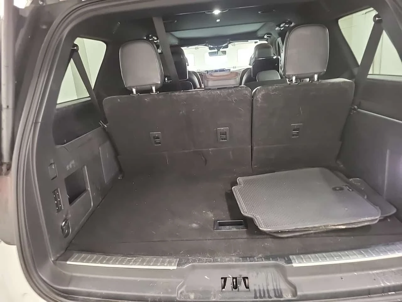 Lincoln Navigator RESERVE| ТЕЛЕВИЗОРИ| ОБДУХВАНЕ| 7 МЕСТА| , снимка 16 - Автомобили и джипове - 54790537