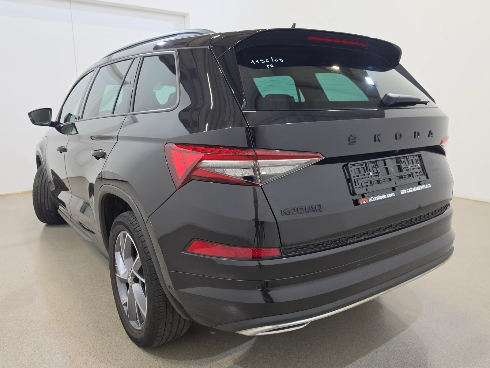 Skoda Kodiaq 2.0 CRTDI Sport-Line 7PL Virtual Navi Alcantara, снимка 6 - Автомобили и джипове - 55134825