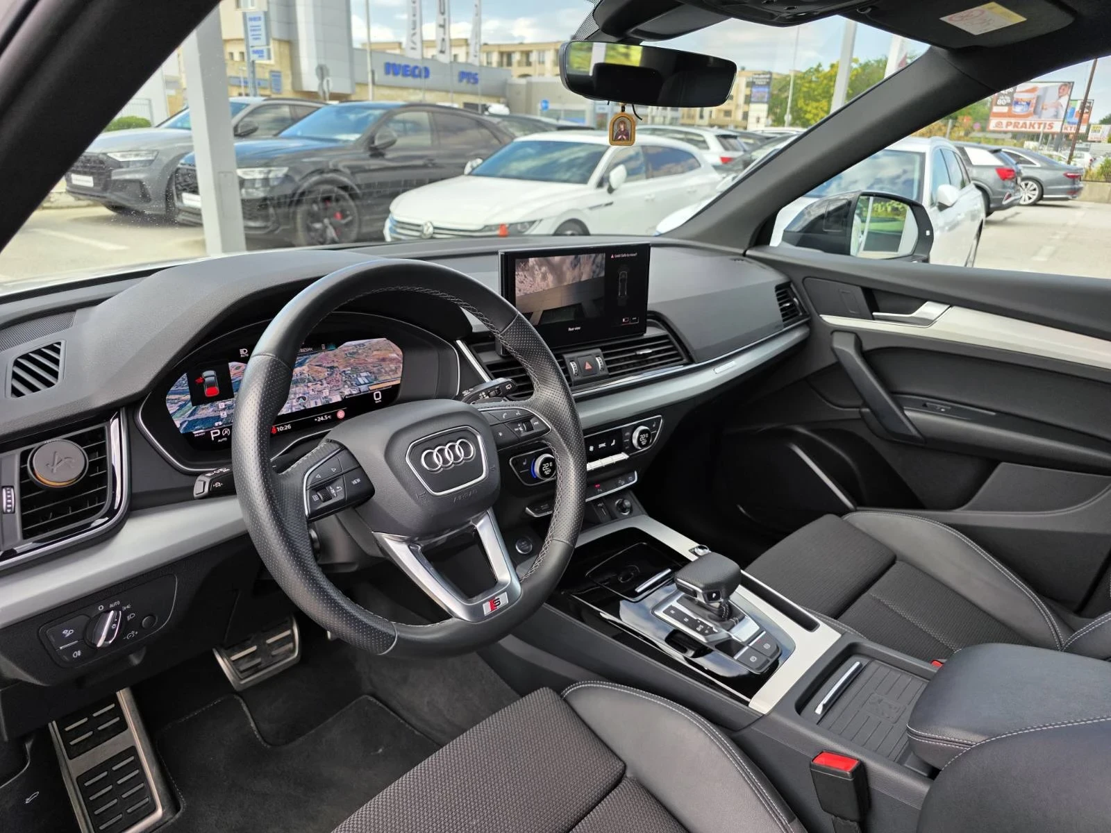 Audi Q5, снимка 7 - Автомобили и джипове - 55254112