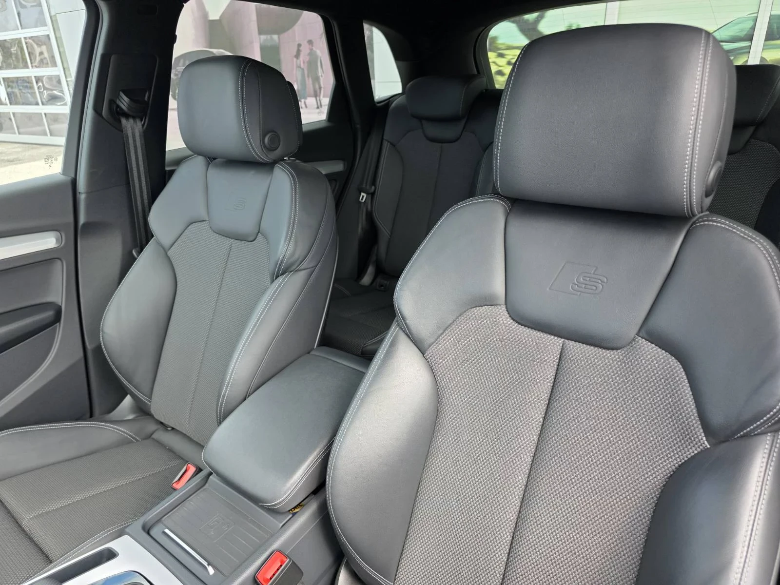 Audi Q5, снимка 12 - Автомобили и джипове - 55254112