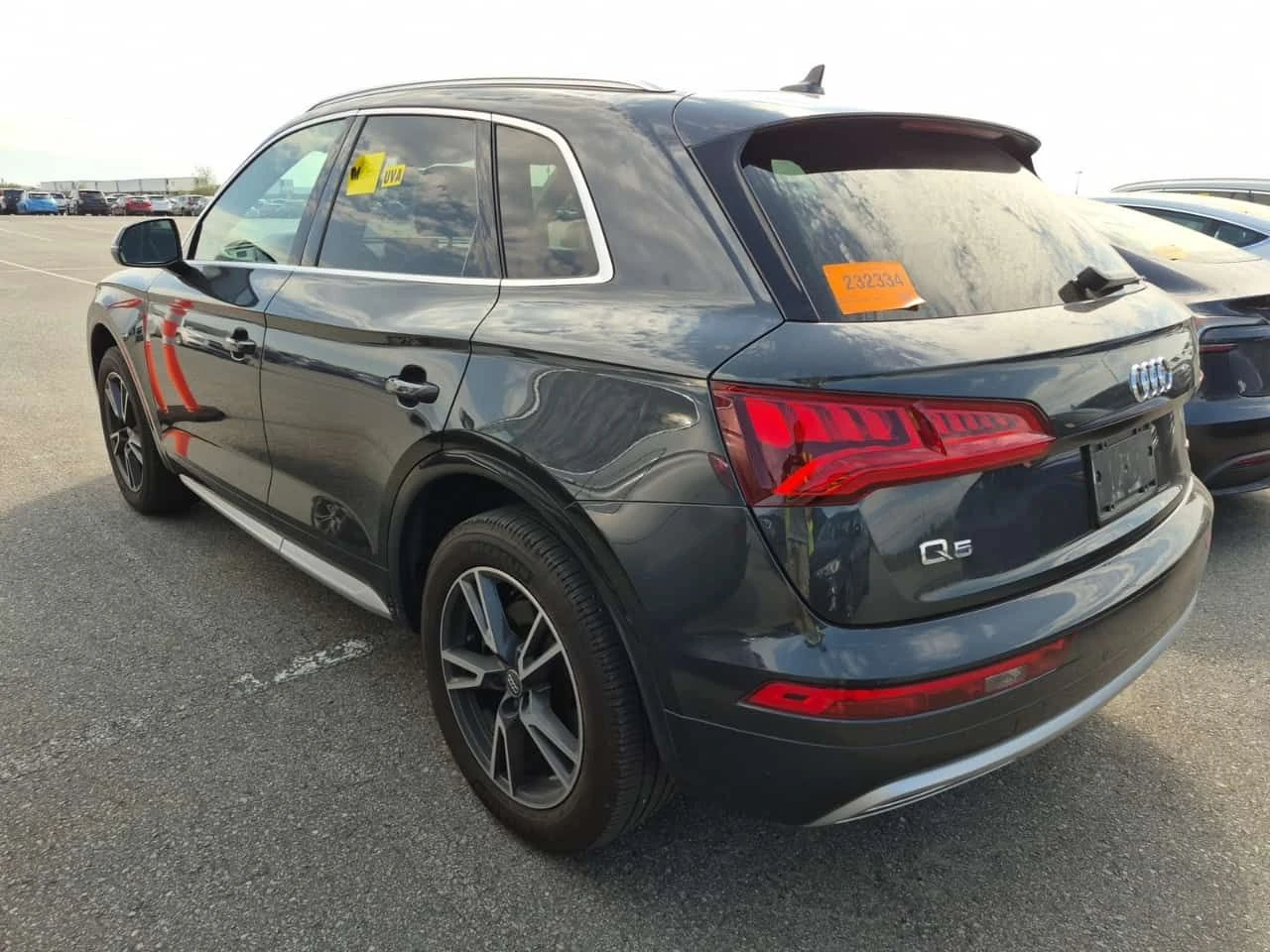 Audi Q5  PROGRESSIV / 2 КЛЮЧА / ПАНОРАМА / ДИСТРОНИК , снимка 4 - Автомобили и джипове - 55402628