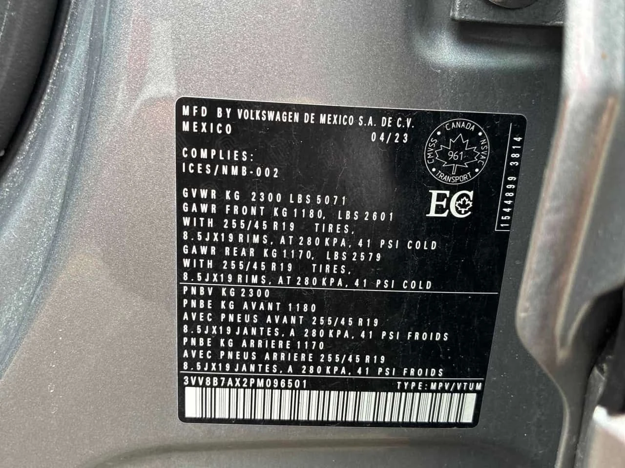 VW Tiguan * Comfortline R Line Black Edition * CARFAX * БЕЗ , снимка 10 - Автомобили и джипове - 55413554