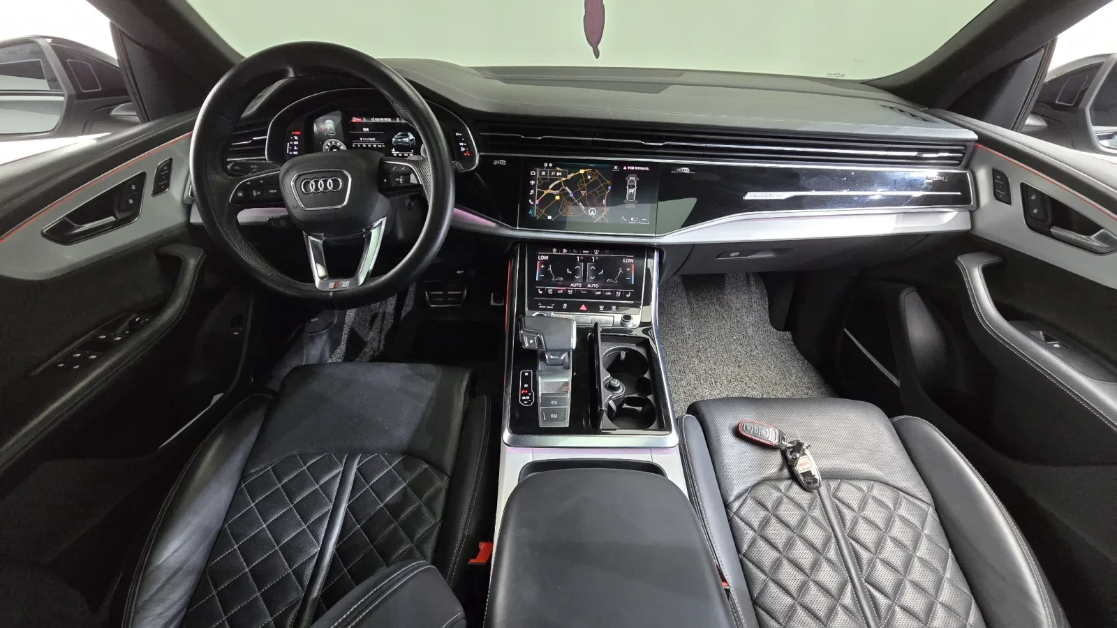 Audi Q8 55 TFSI PRESTIGE| DISTRONIC| B&O| MASSAGE| PANO| , снимка 6 - Автомобили и джипове - 55422148