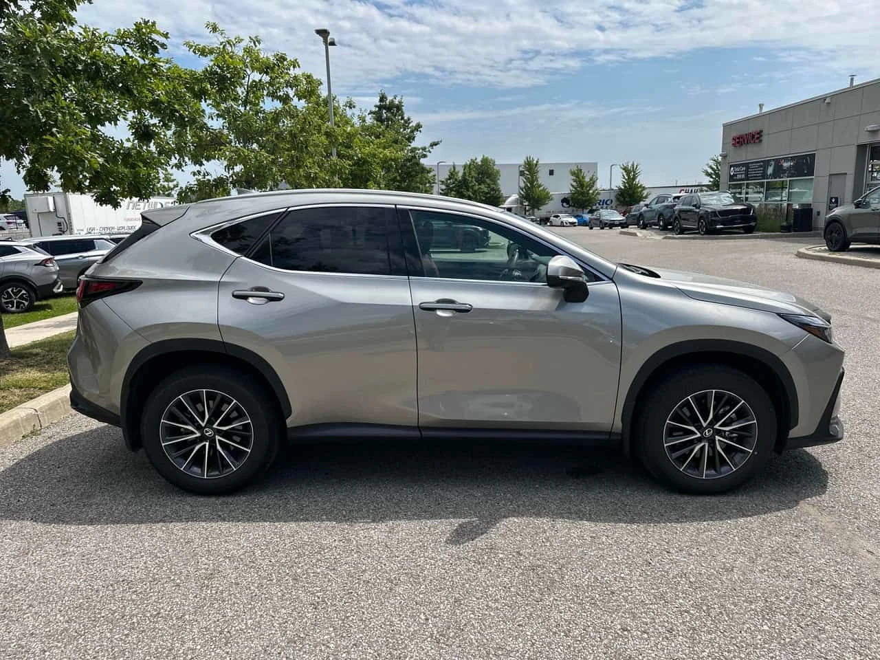 Lexus NX * 350 * CARFAX * ОПЦИЯ ЗА ФИНАНСИРАНЕ * , снимка 12 - Автомобили и джипове - 55580657