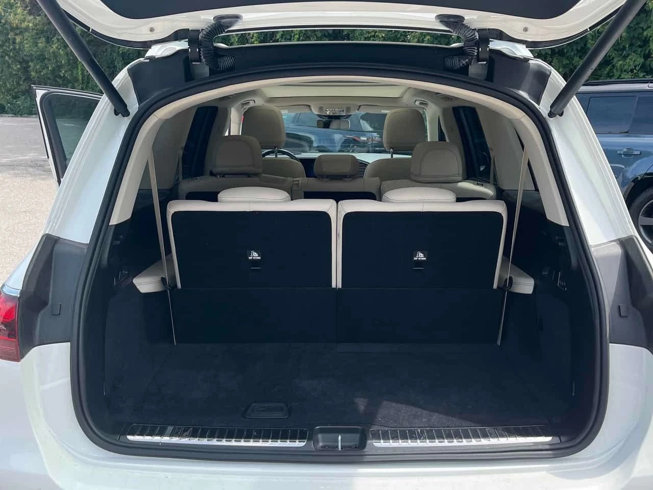 Mercedes-Benz GLS 450 ДИСТРОНИК * 360 * BURMESTER * PANO * ОБДУХВАНЕ, снимка 11 - Автомобили и джипове - 55777871