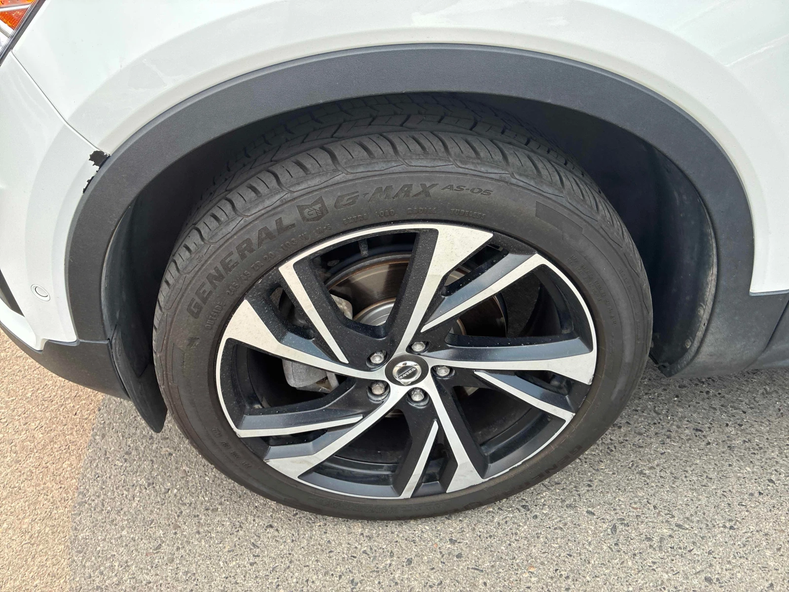 Volvo XC40 R Design / 360 / CARFAX / АВТОКРЕДИТ , снимка 7 - Автомобили и джипове - 55831026