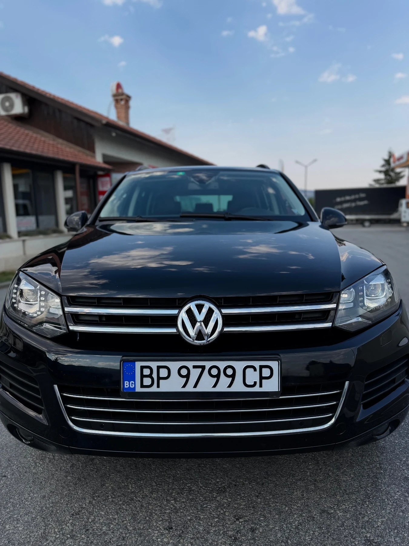VW Touareg, снимка 3 - Автомобили и джипове - 56034531