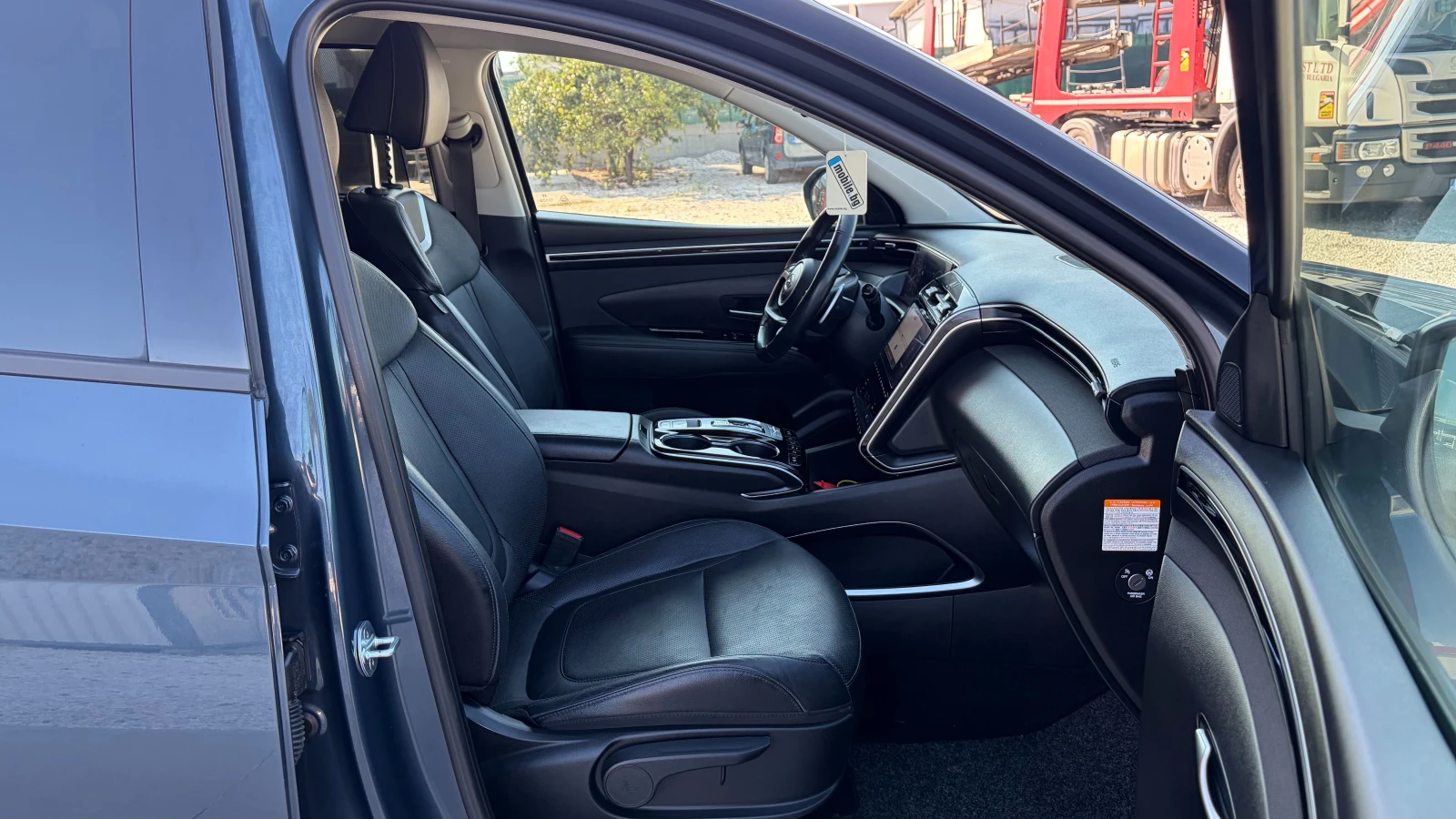 Hyundai Tucson 1.6 HEV , снимка 13 - Автомобили и джипове - 56094859