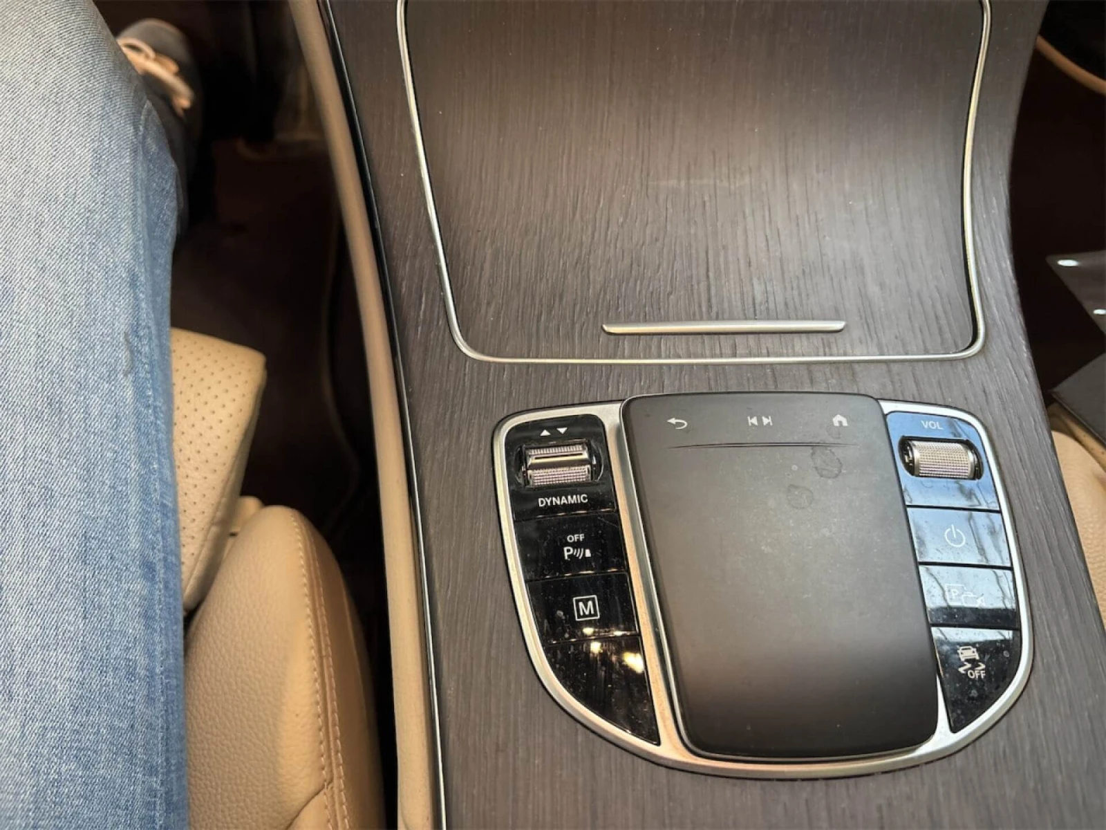 Mercedes-Benz GLC 300 4MATIC PREMIUM PLUS PACK Leather Navi, снимка 12 - Автомобили и джипове - 56271086