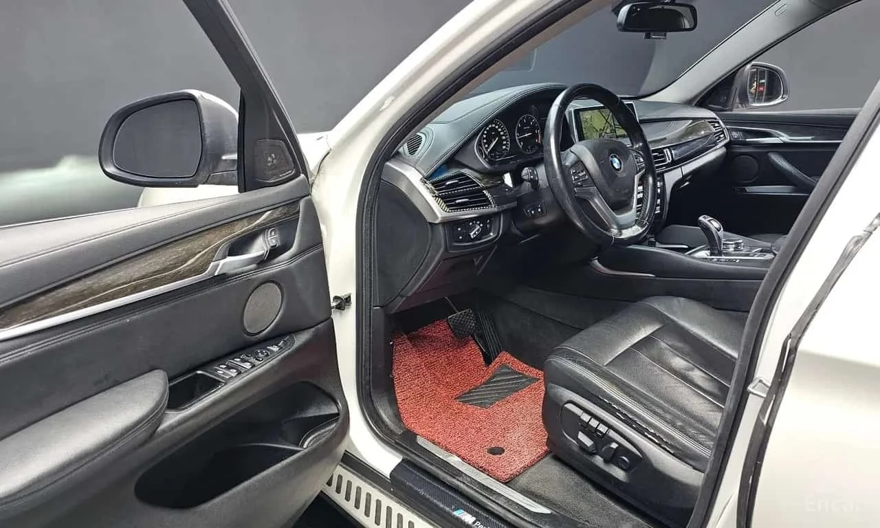 BMW X6 XDRIVE30D * ФИКСИРАНА ЦЕНА ДО БЪЛАГАРИЯ* , снимка 9 - Автомобили и джипове - 56295536