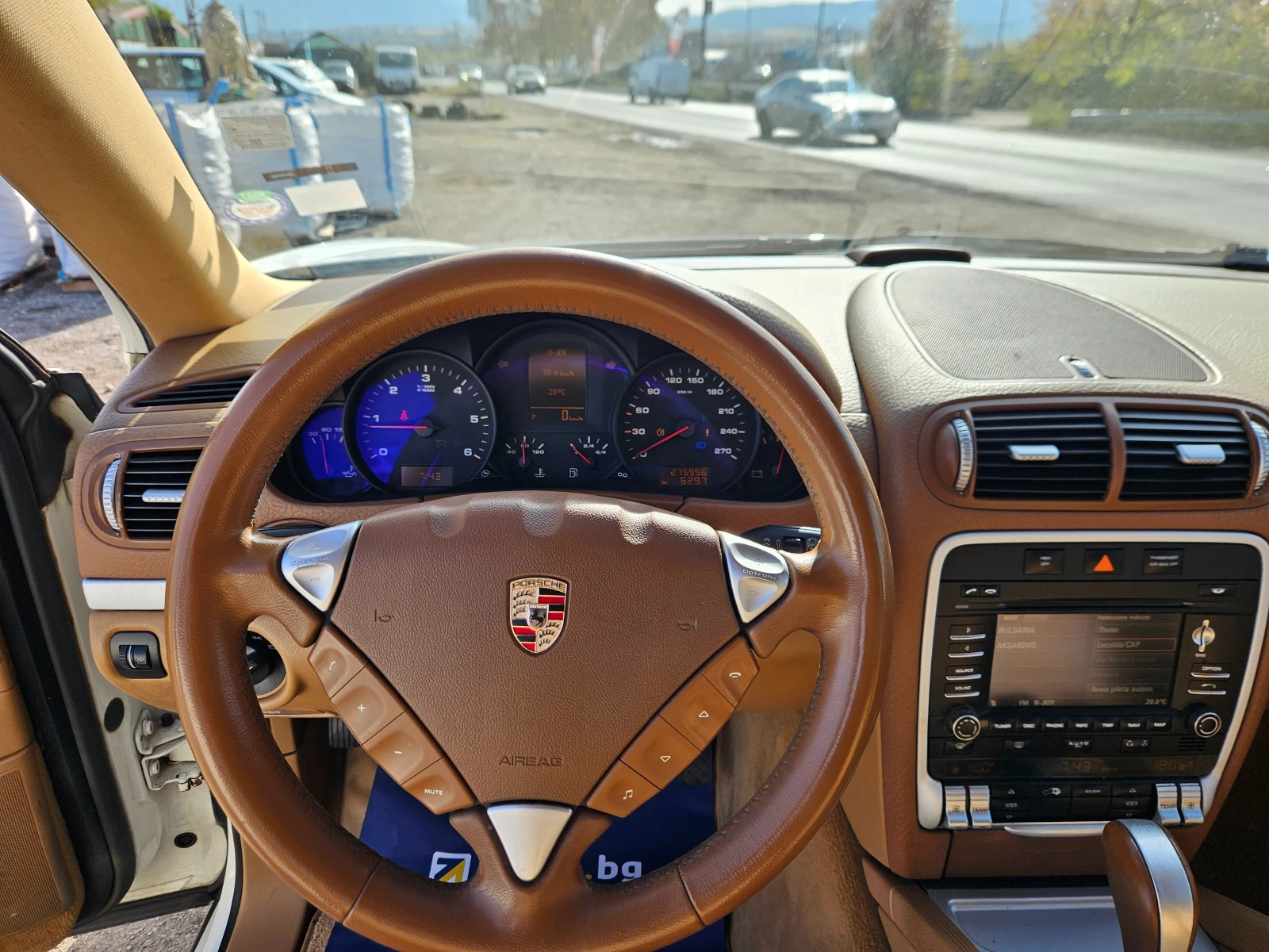 Porsche Cayenne, снимка 17 - Автомобили и джипове - 56597580