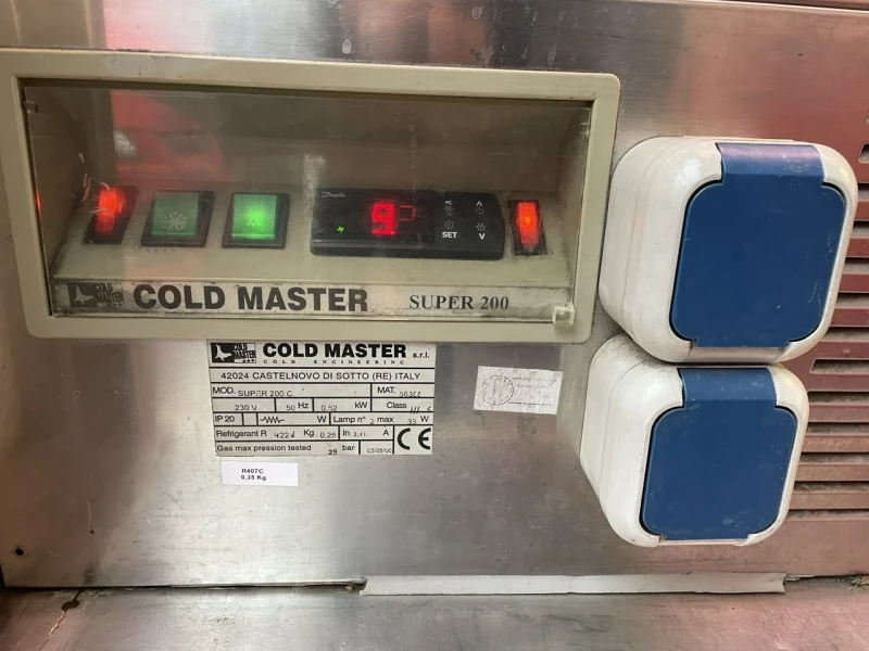 Каравана Adria МАГАЗИН МЕСО И МЛЕЧНИ ПРОДУКТИ , снимка 8 - Каравани и кемпери - 52327575