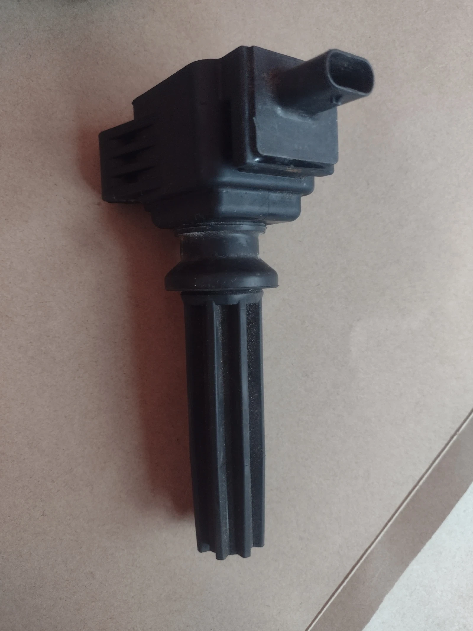 CM5E-12A366-CB         FORD FOCUS III 2.0 ST   DQ3NA  CM5E12A366CB  | Mobile.bg   2