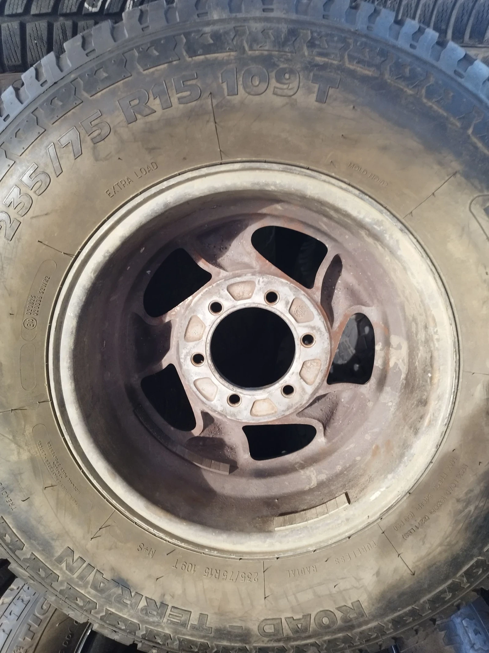 ���� � ������ 235/70R15 �� Mitsubishi Pajero | Mobile.bg � ����������� 2