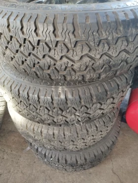 Гуми с джанти Tigar 235/70R15, снимка 5 - Гуми и джанти - 52836917