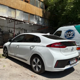 Hyundai Ioniq Plug-in hybrid / 78, 650km/ подгреви/дистроник и д, снимка 2