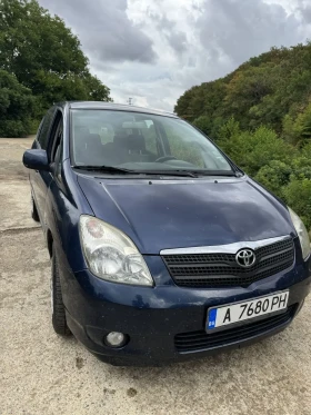  Toyota Avensis verso