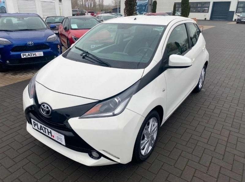 Toyota Aygo 1.0, снимка 1 - Автомобили и джипове - 45903840