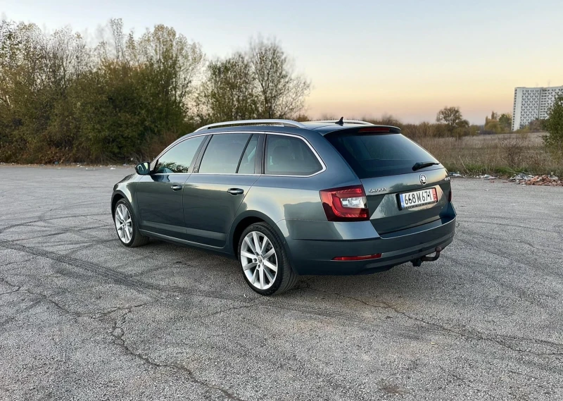 Skoda Octavia 2.0 TDI DSG BUSINESS, снимка 5 - Автомобили и джипове - 47997555