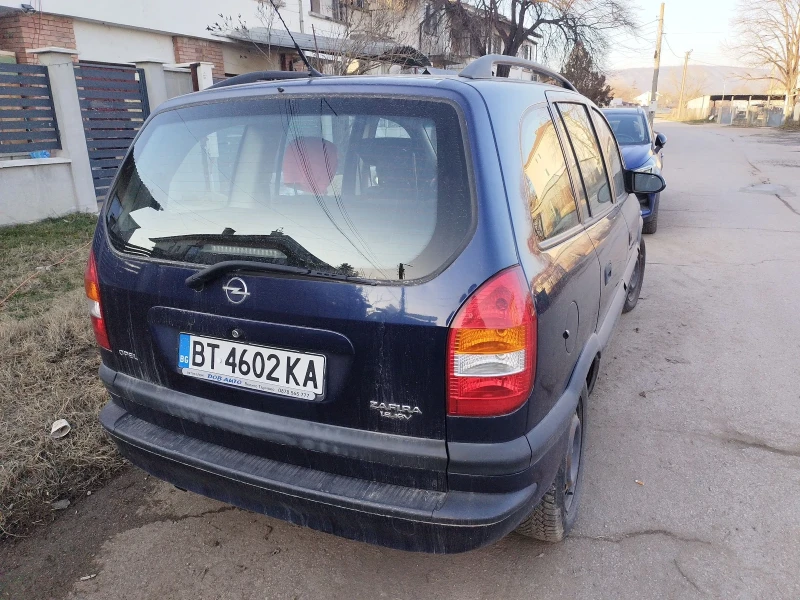 Opel Zafira 1.8, снимка 5 - Автомобили и джипове - 48729700