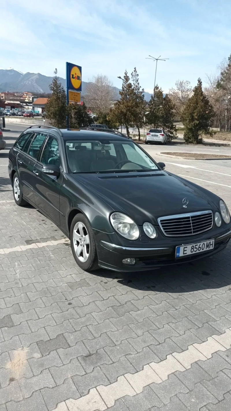 Mercedes-Benz E 220, снимка 6 - Автомобили и джипове - 49465330