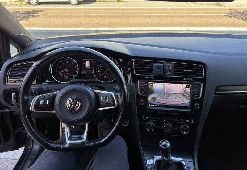 VW Golf, снимка 5 - Автомобили и джипове - 52317384