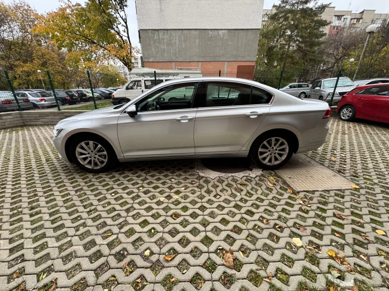 VW Passat 2.0 TDI 150kc DSG от VW България, снимка 3 - Автомобили и джипове - 52308086
