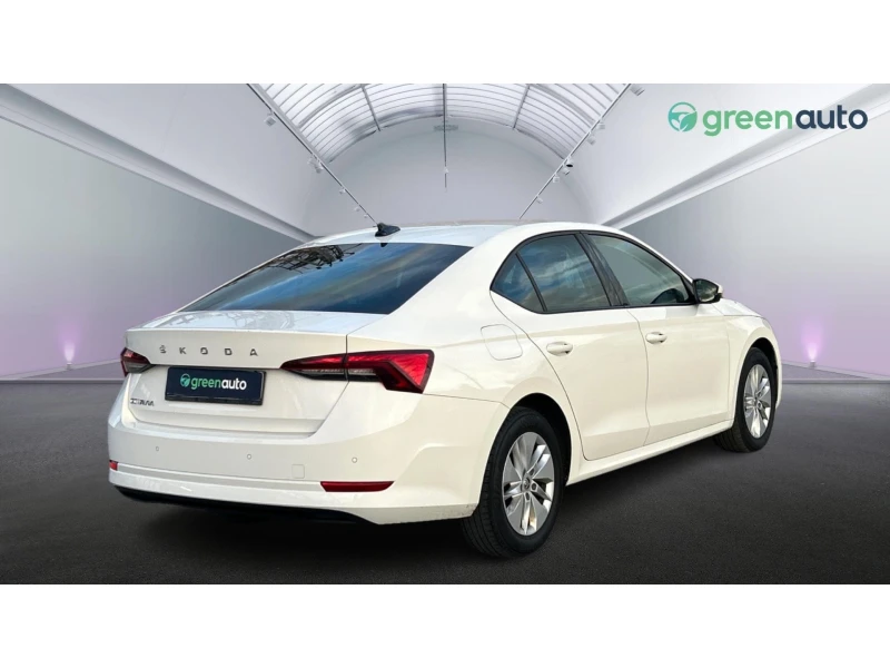 Skoda Octavia 2.0 TDi  M/T, Месечна вноска от 499 лв., снимка 7 - Автомобили и джипове - 52363007