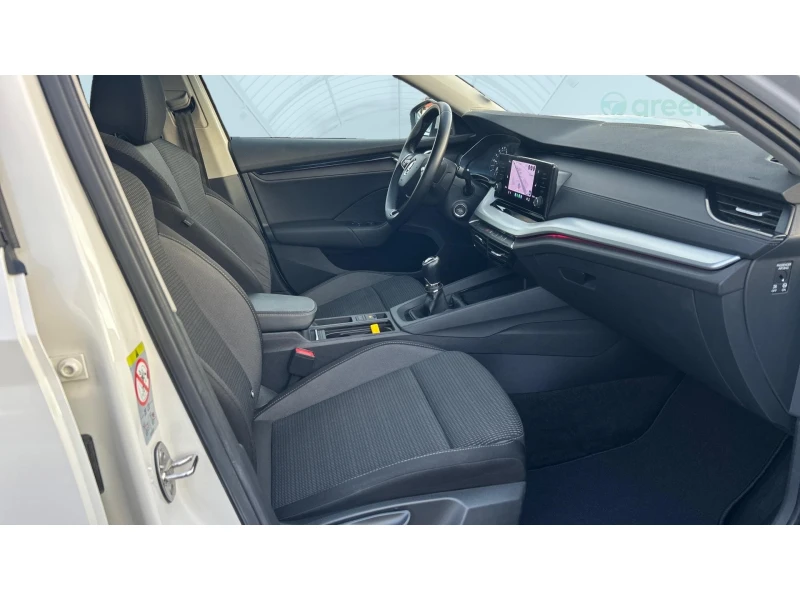 Skoda Octavia 2.0 TDi  M/T, Месечна вноска от 499 лв., снимка 9 - Автомобили и джипове - 52363007