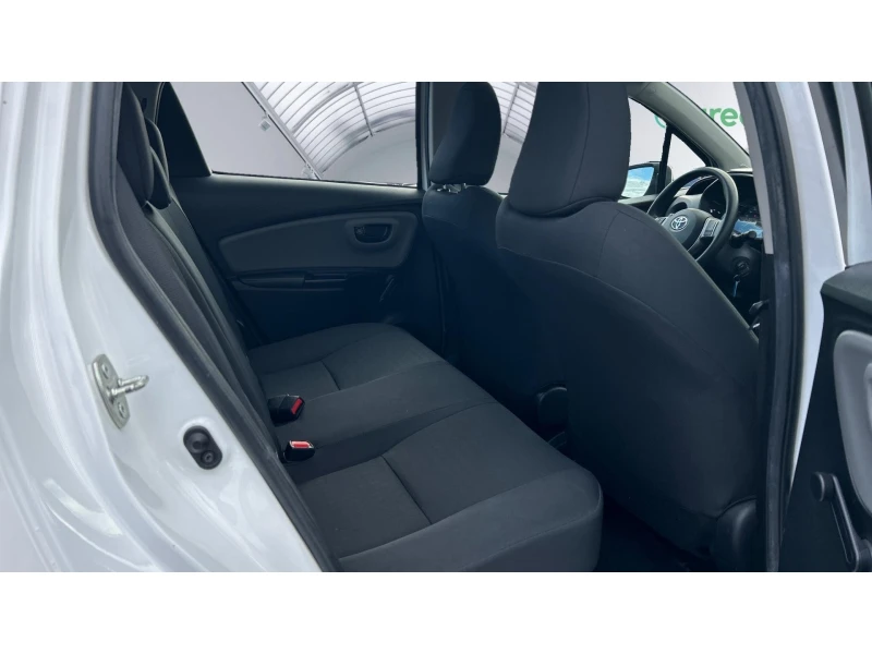 Toyota Yaris 1.5 HSD, Месечна вноска от 444 лв., снимка 10 - Автомобили и джипове - 52366791