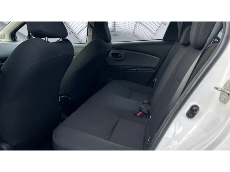 Toyota Yaris 1.5 HSD, Месечна вноска от 444 лв., снимка 12 - Автомобили и джипове - 52366791