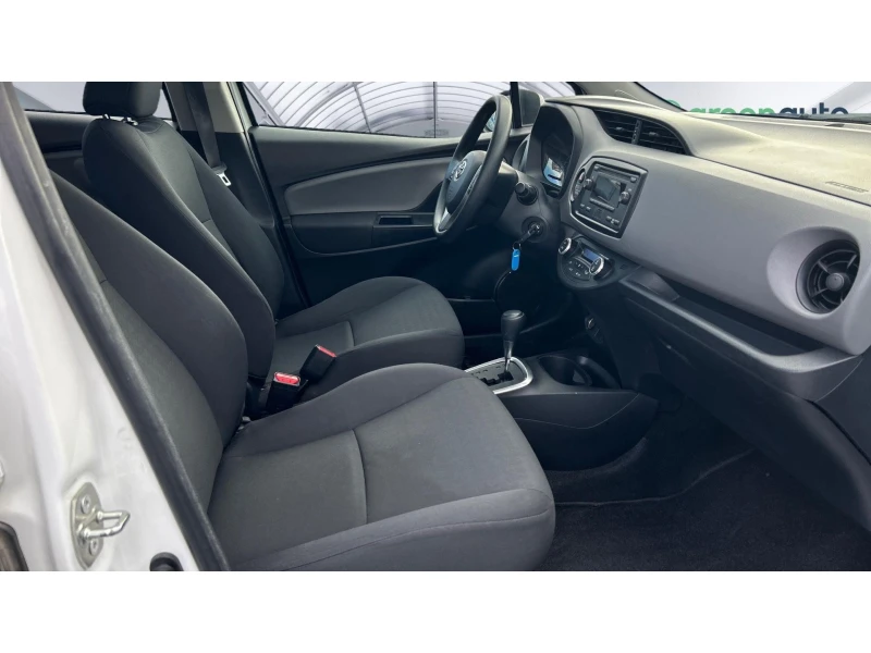 Toyota Yaris 1.5 HSD, Месечна вноска от 444 лв., снимка 9 - Автомобили и джипове - 52366791