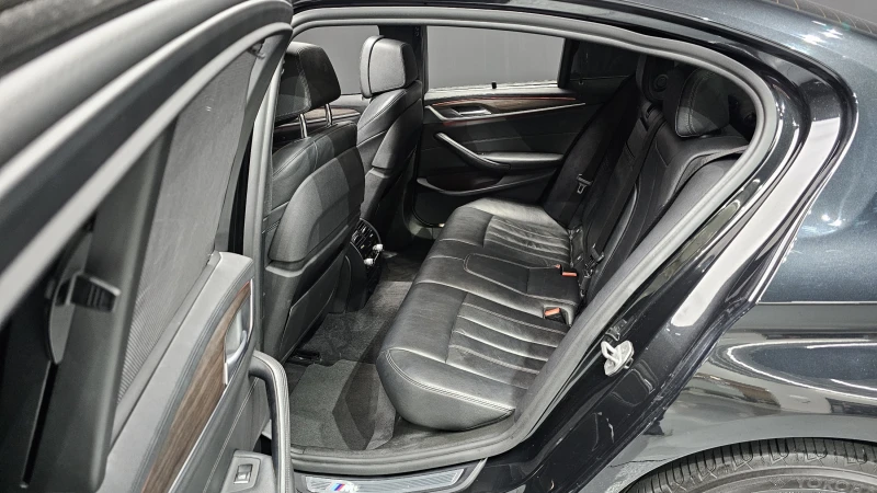 BMW 520 d M sport, снимка 16 - Автомобили и джипове - 52563206