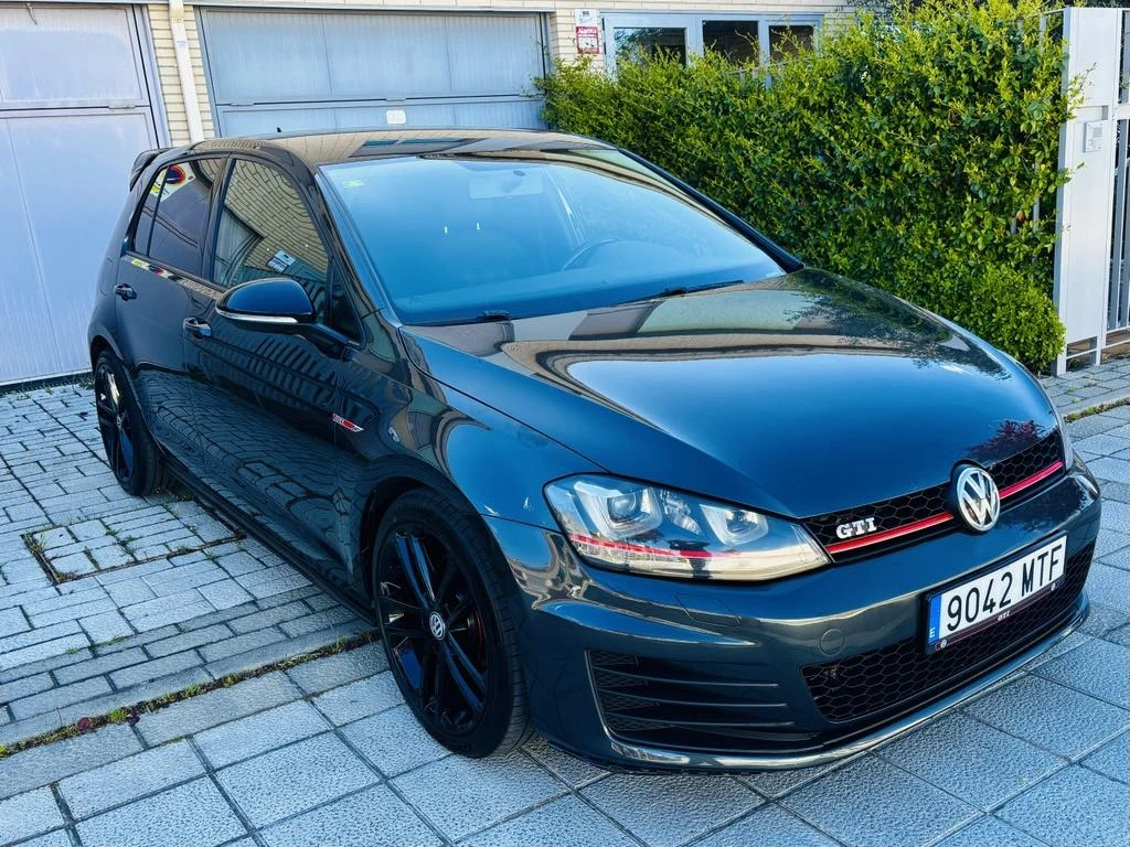 VW Golf, снимка 1
