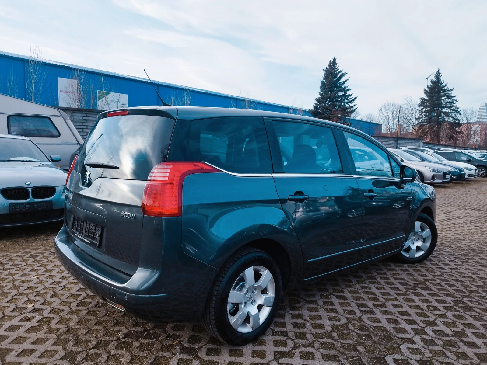 Peugeot 5008 1.6 HDI 109k.s.KLIMA - изображение 4