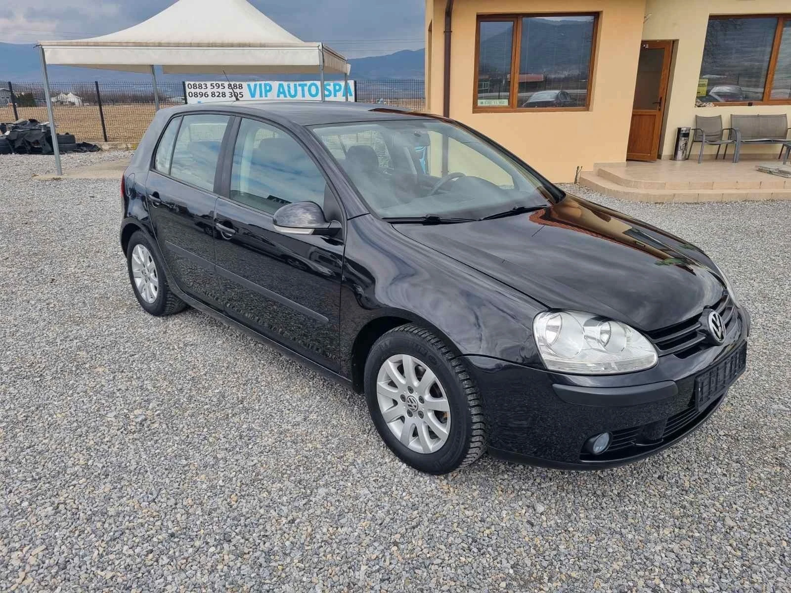 VW Golf 1.6см3/102кс/Газ-бензин. - изображение 3