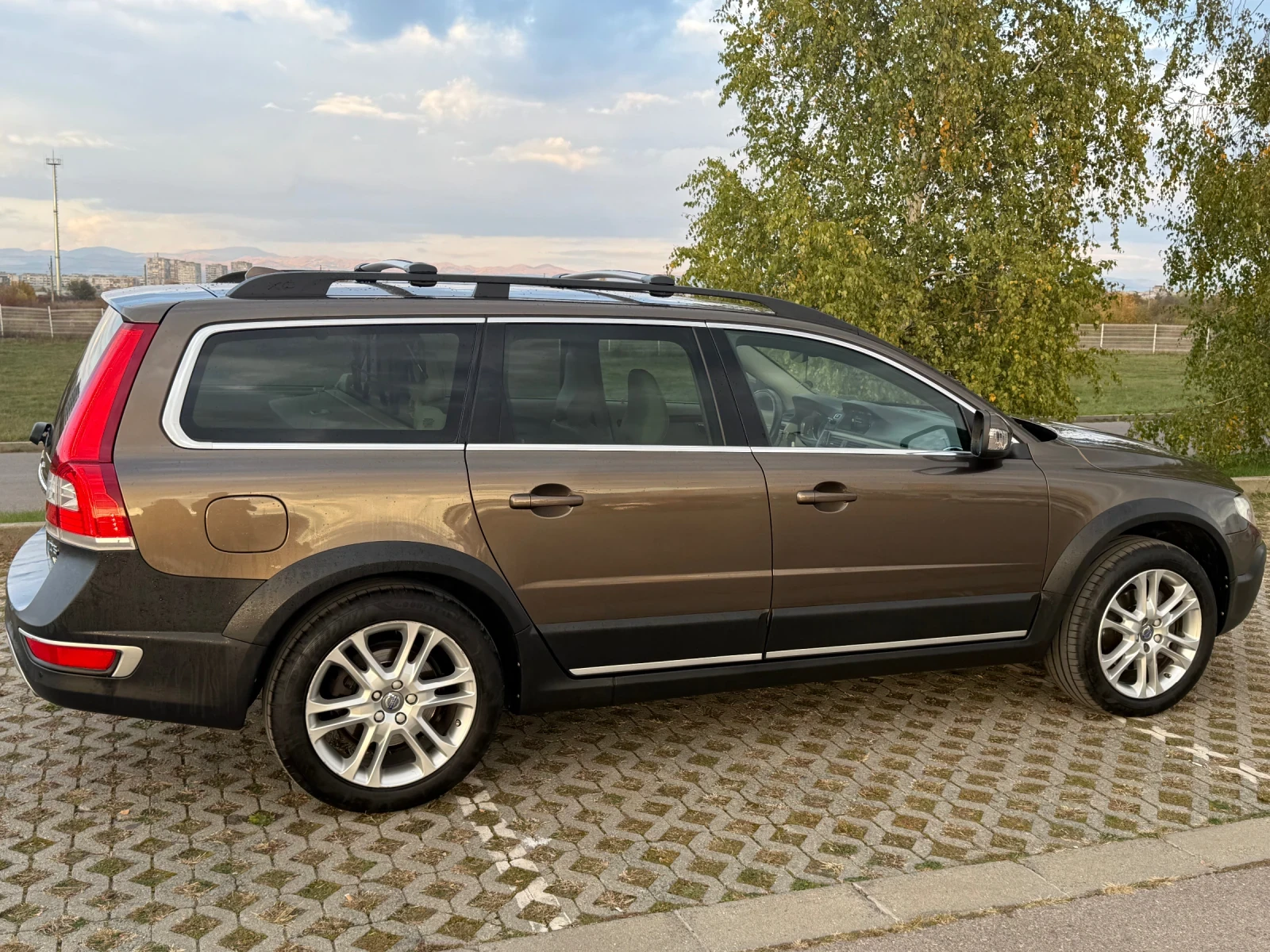 Volvo Xc70 D5 POLESTAR - изображение 2