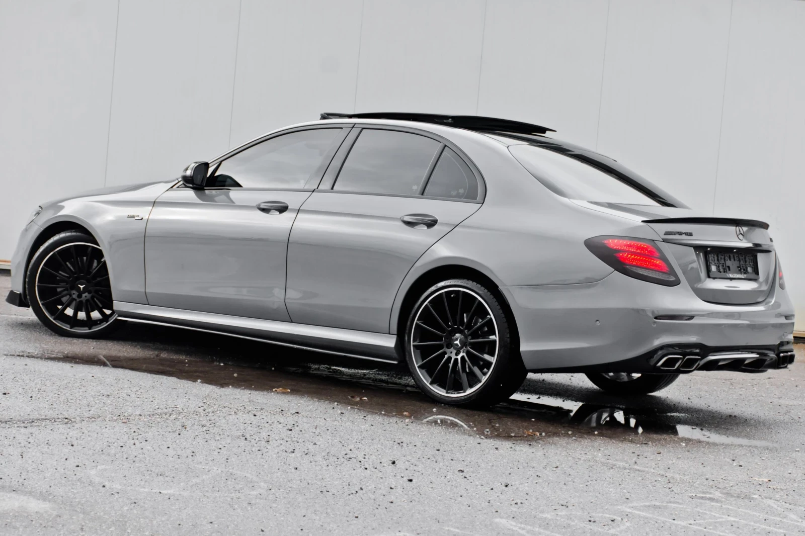 Mercedes-Benz E 220 AMG - оптика оригинален  - изображение 4