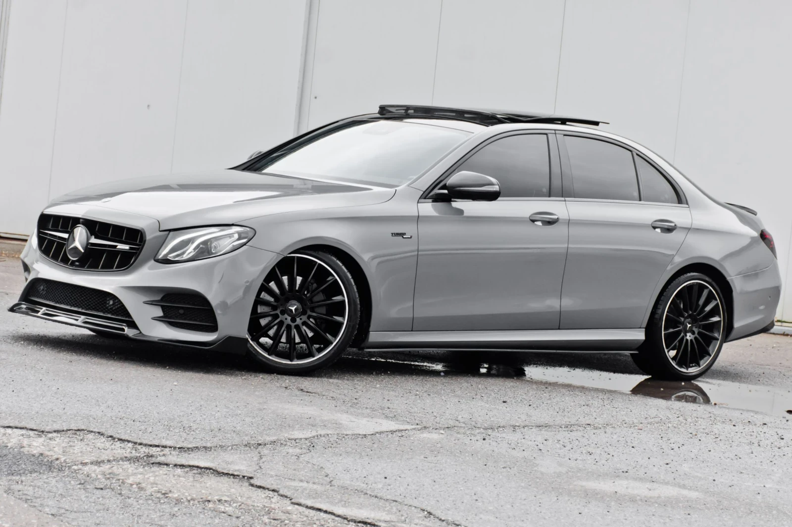 Mercedes-Benz E 220 AMG - оптика оригинален  - изображение 2