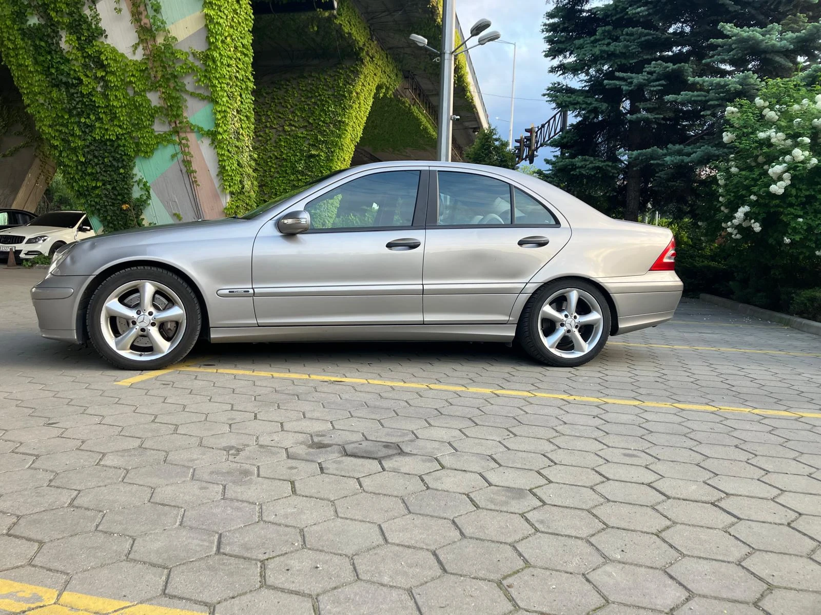Mercedes-Benz C 220 CLASIC - изображение 3