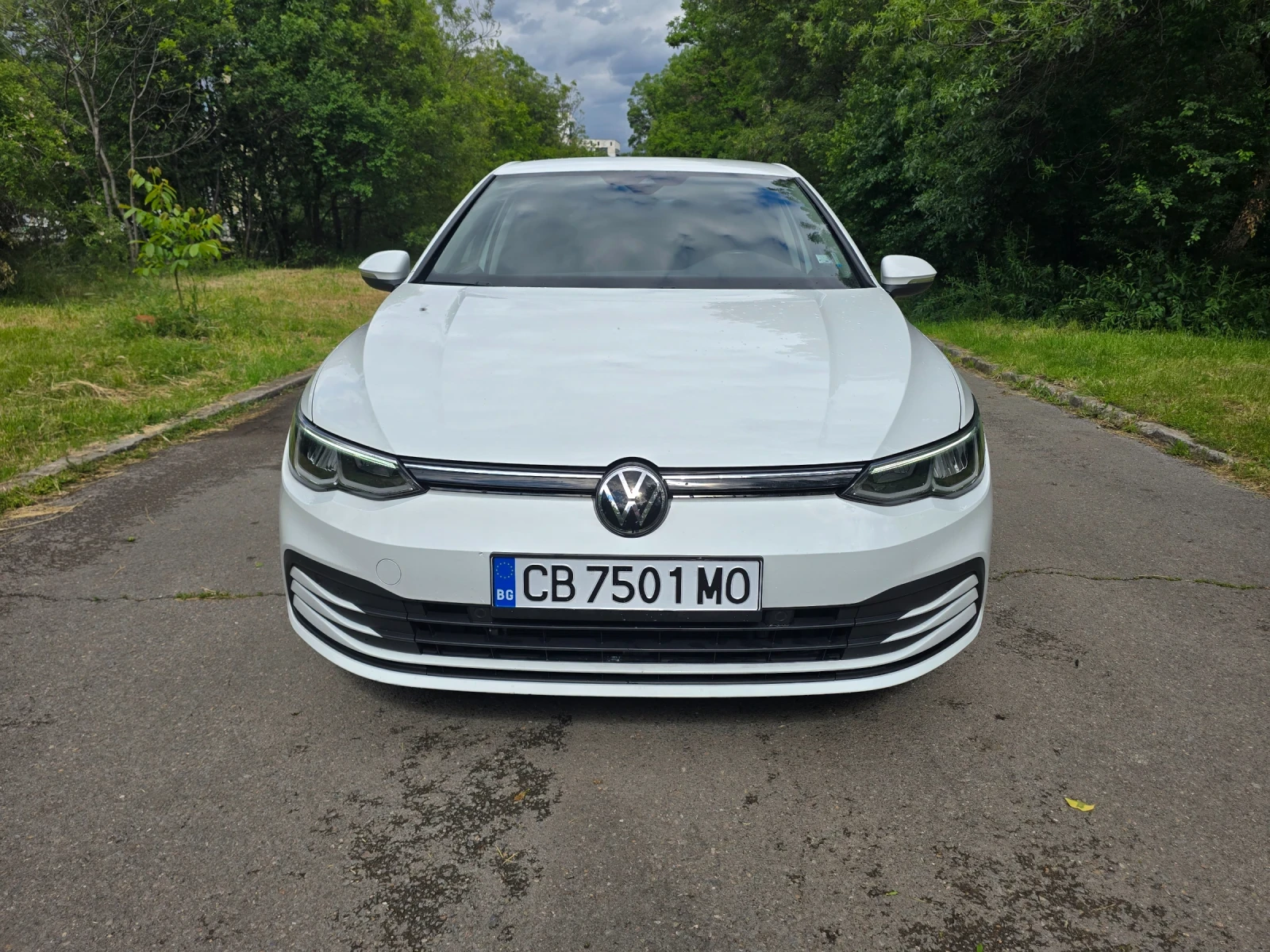 VW Golf 8 1.0 TSI / 110 к.с. / Автомат / LED / Дистроник - изображение 5