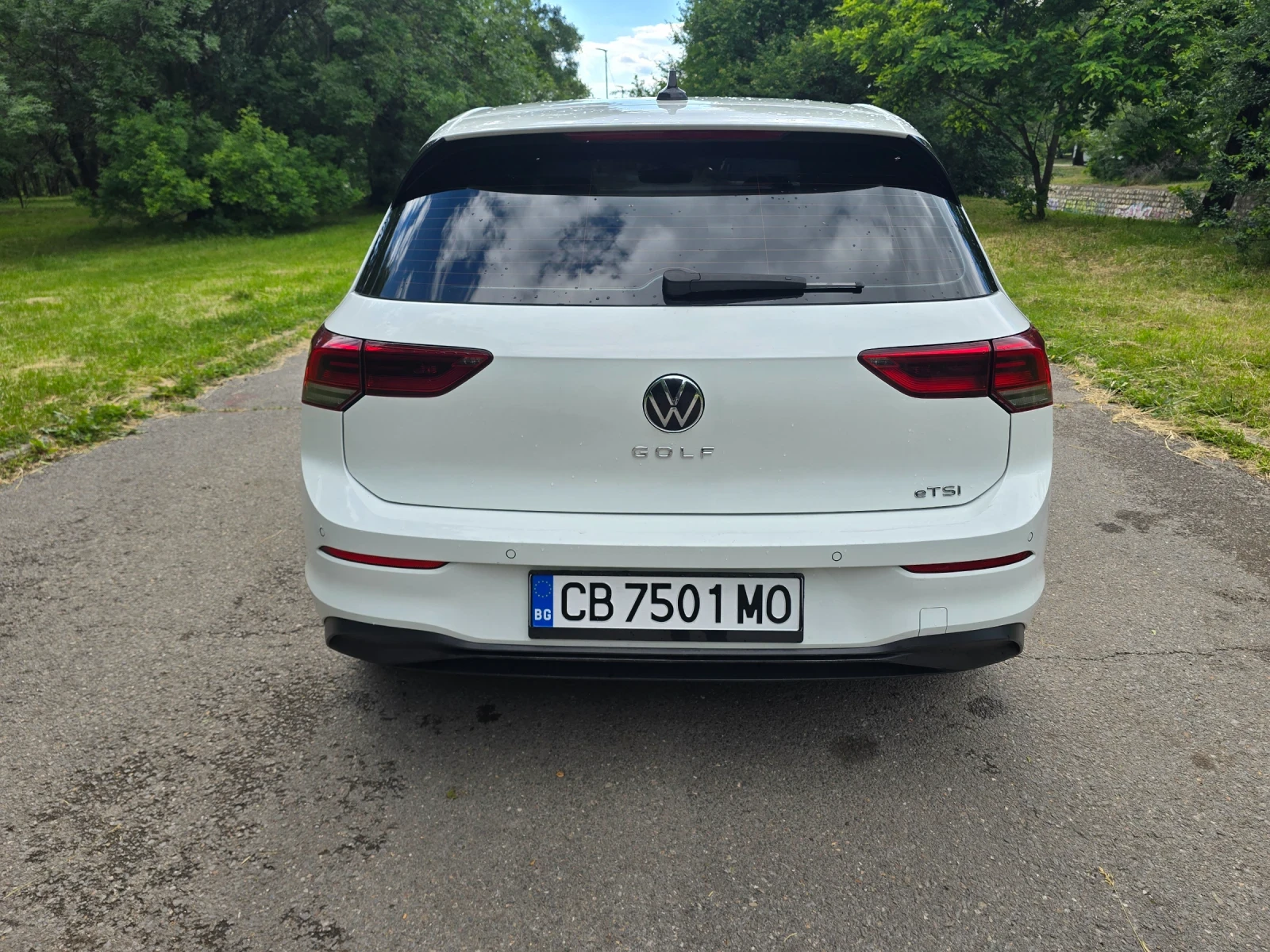 VW Golf 8 1.0 TSI / 110 к.с. / Автомат / LED / Дистроник - изображение 6